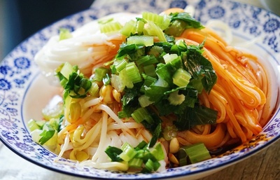 “食溯長(zhǎng)安”西安首屆涼皮美食節(jié)開(kāi)幕,看涼皮江湖,誰(shuí)與爭(zhēng)鋒